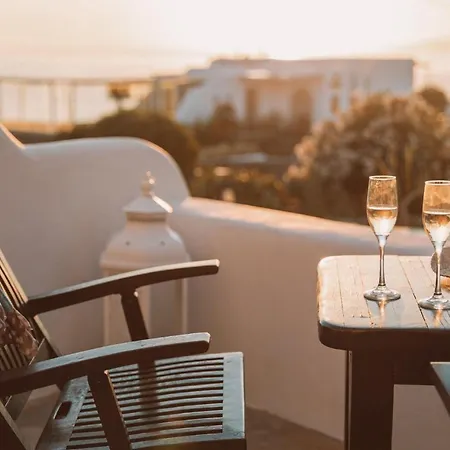 Konstantin & 3* Mykonos Town