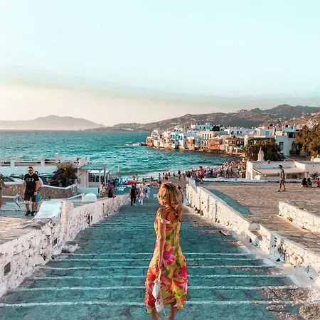 Konstantin & מלון דירות