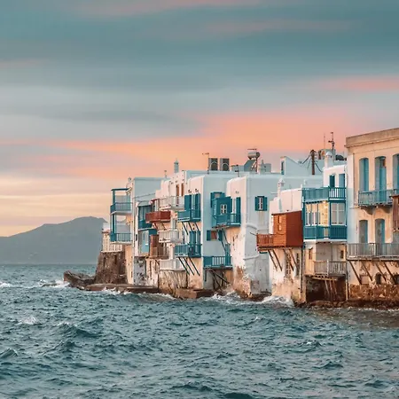 康斯坦丁之家酒店 4* Mykonos Town