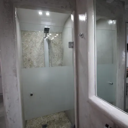 Konstantin & 4* Mykonos Town