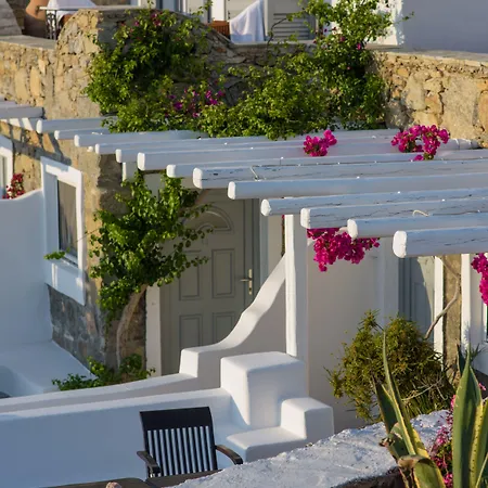 Konstantin & Apart Otel 4*