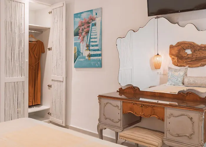 Konstantin & Apartmanhotel 3*