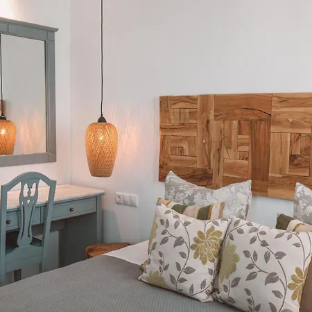Konstantin 4* Mykonos Town