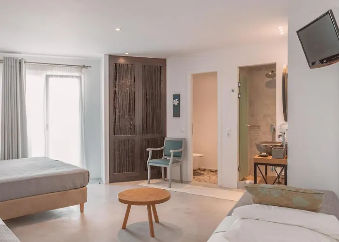 Konstantin & 3* Mykonos Town